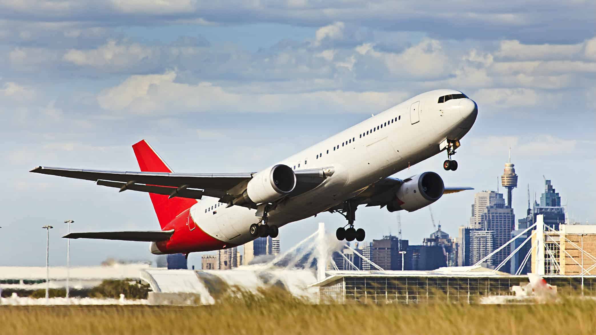 Is the Sydney Airport (ASX:SYD) share price good value ...