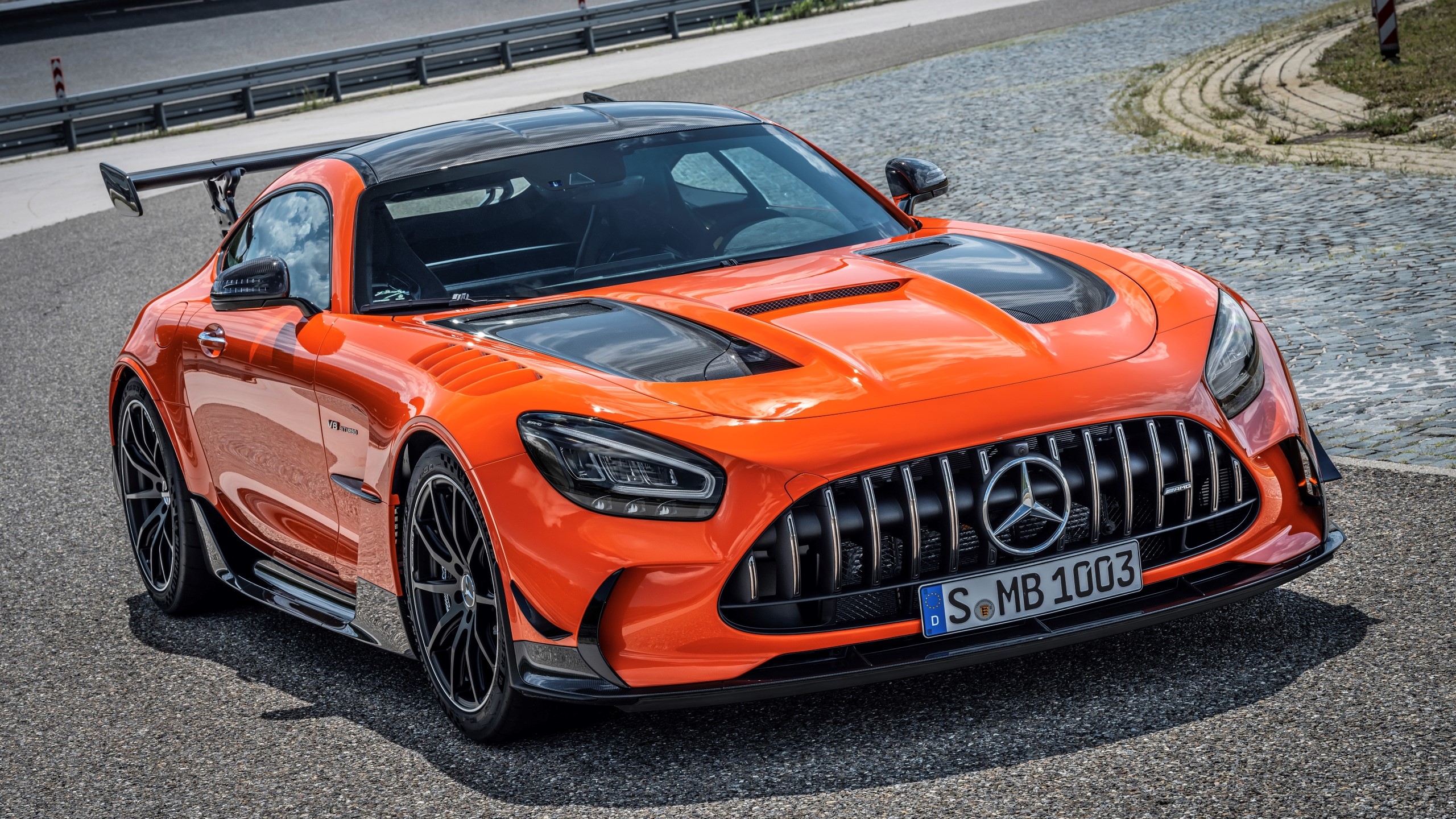The 21 Mercedes Amg Gt Black Series Will Cost 3000 Or Nearly The Same As Two Gt R Pros The Drive Sydney Online News